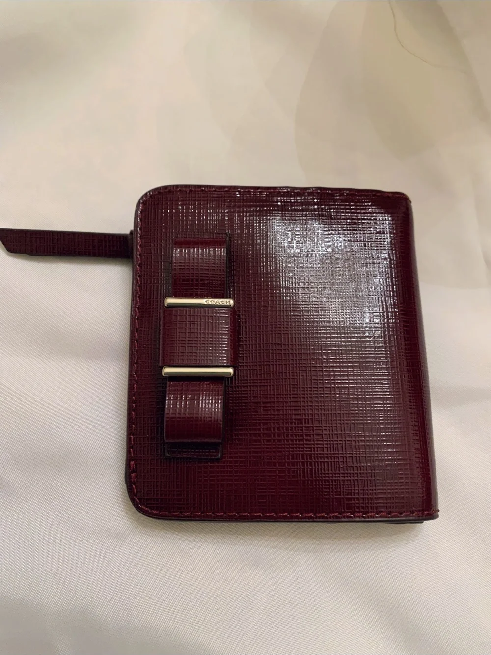New COACH Wallet Darcy Textured Leather Bow Burgandy Wallet